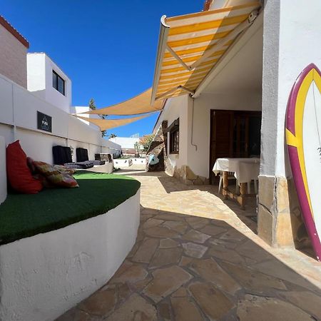 Pura Vida Surf Camp & School Hostel La Oliva Luaran gambar